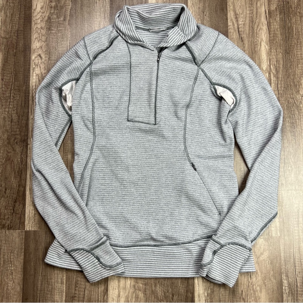 Lululemon Womens Size 10 Base Runner Half Zip